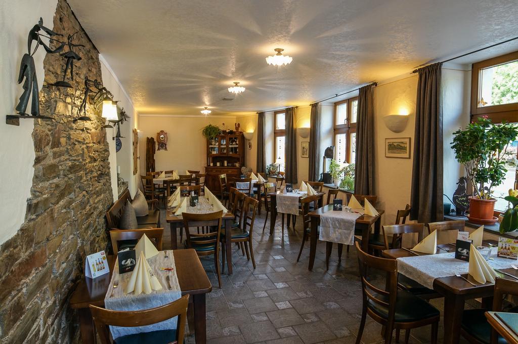 Moselland Hotel Im Enderttal Zum Onkel Willi Cochem Dış mekan fotoğraf