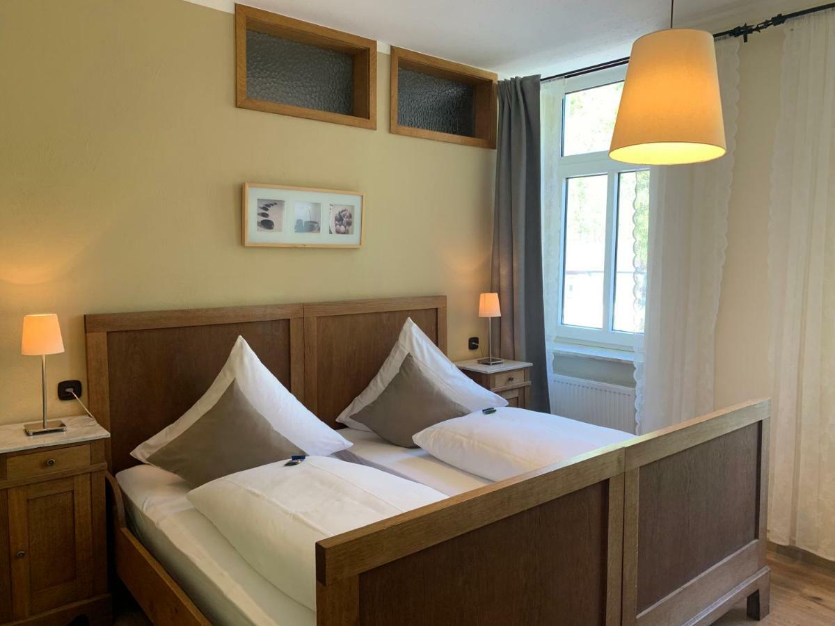 Moselland Hotel Im Enderttal Zum Onkel Willi Cochem Dış mekan fotoğraf